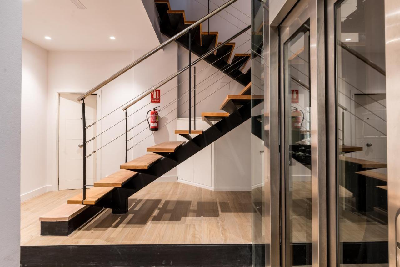 Santa Barbara Central Suites, Sevilla Dış mekan fotoğraf