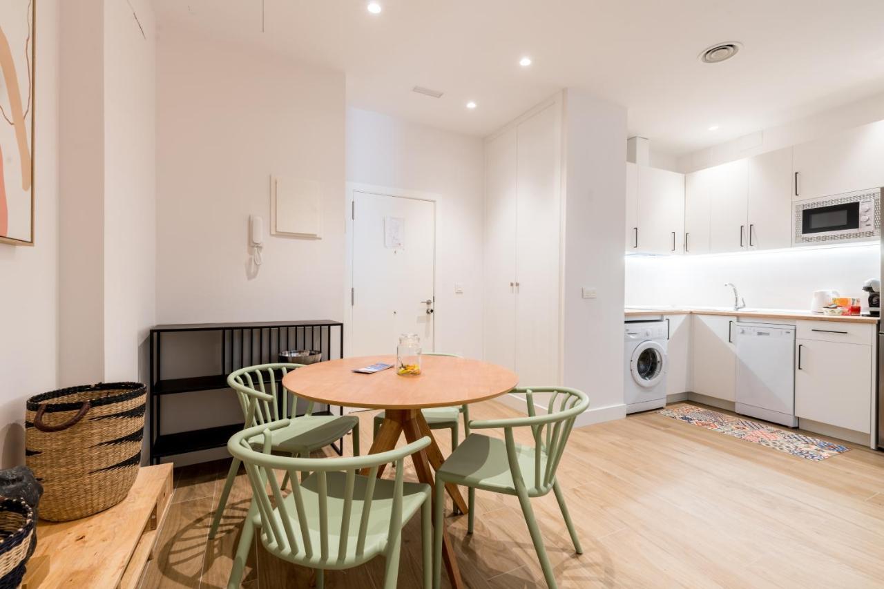 Santa Barbara Central Suites, Sevilla Dış mekan fotoğraf
