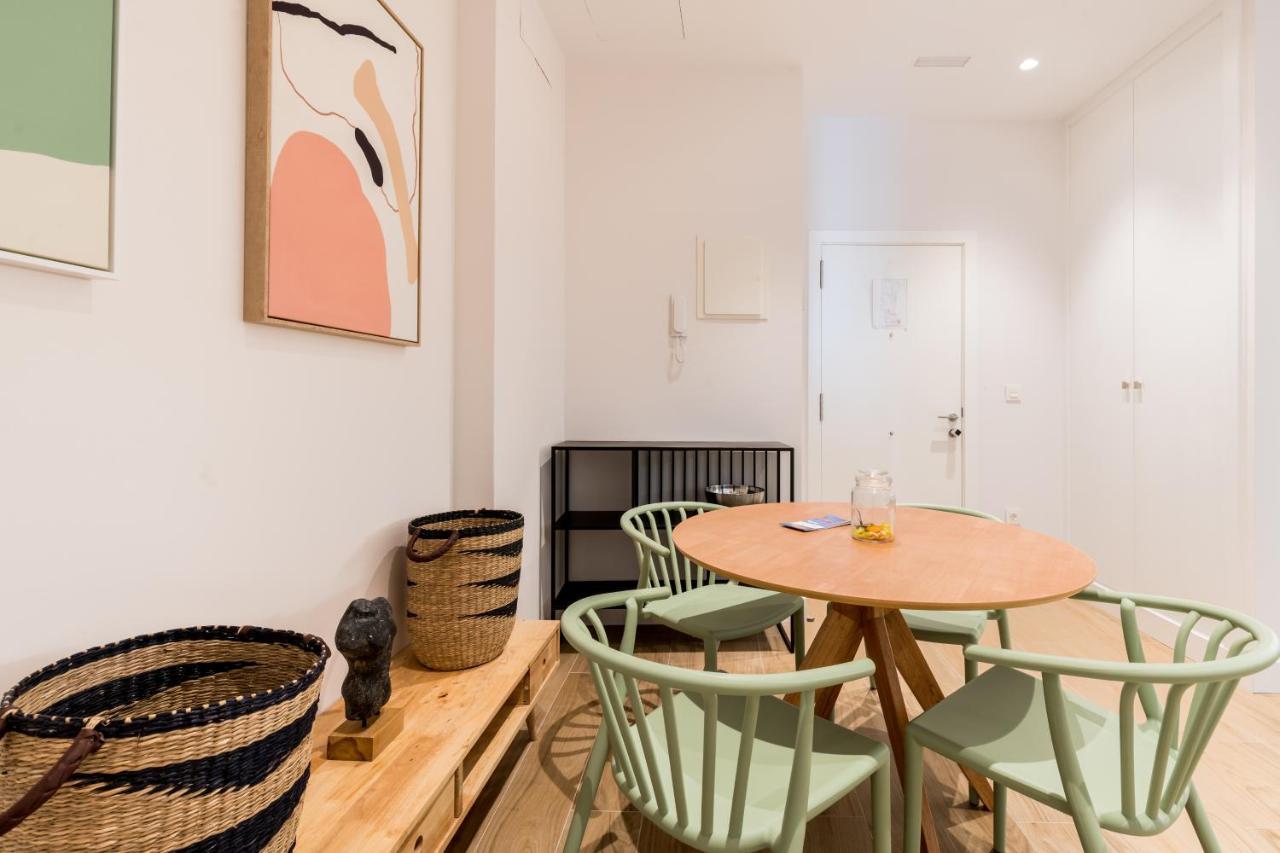 Santa Barbara Central Suites, Sevilla Dış mekan fotoğraf