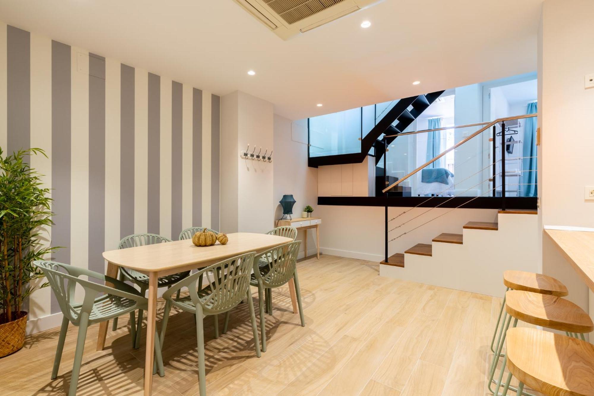 Santa Barbara Central Suites, Sevilla Dış mekan fotoğraf