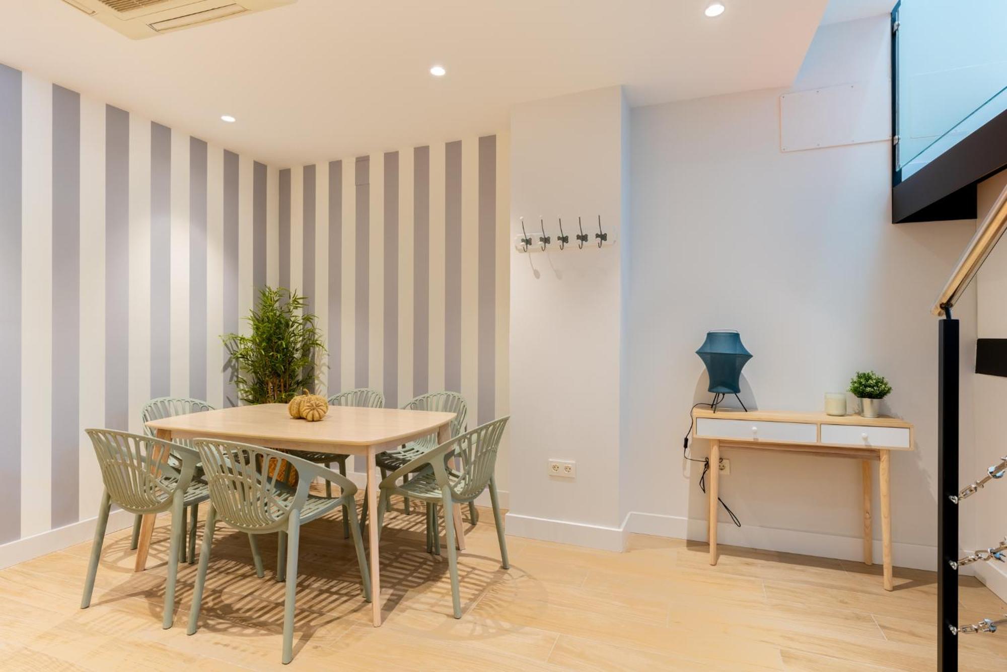 Santa Barbara Central Suites, Sevilla Dış mekan fotoğraf